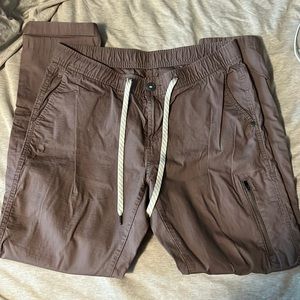 VUORI ripstop pants size medium purple neutral color